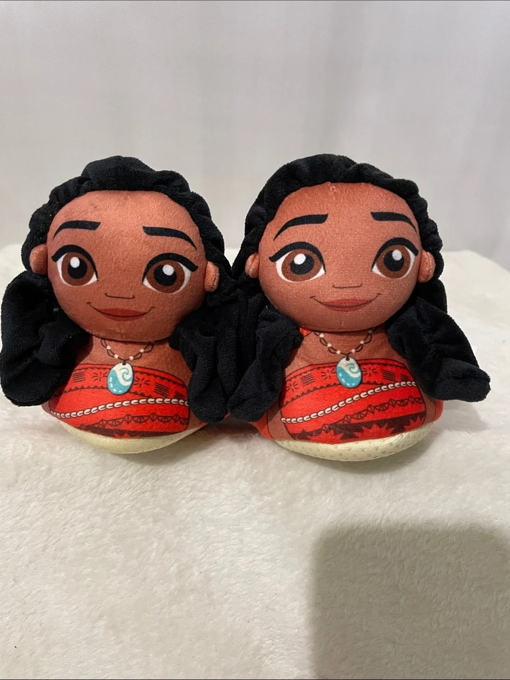 Disney Moana slippers size 7/8